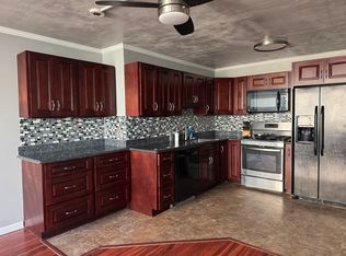 430 Lewers St APT 7B, Honolulu, HI 96815