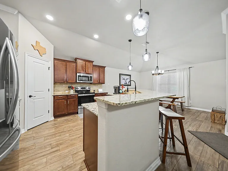 8413 Split Trail Cv — Photo 5