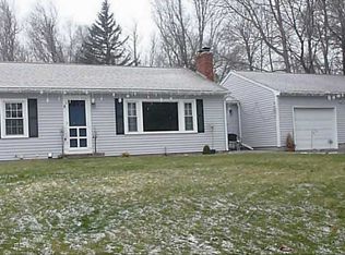 12 Scotia Dr, Cumberland, RI 02864