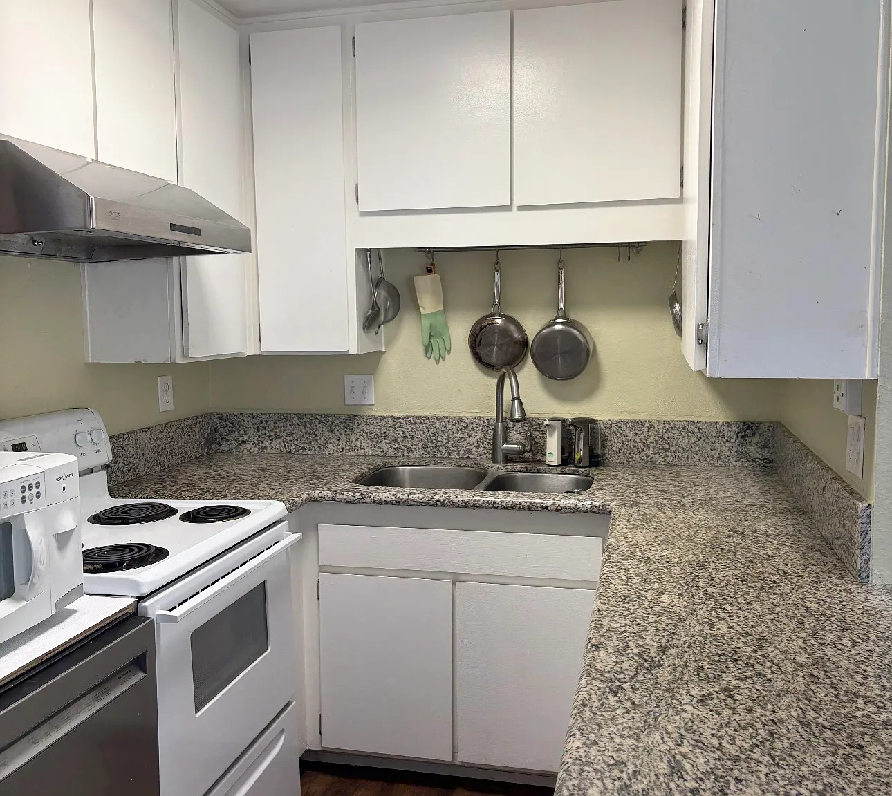 9949 Paseo Montalban — Photo 4