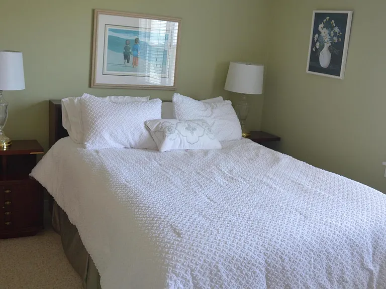 15 Ortley Ave — Photo 30