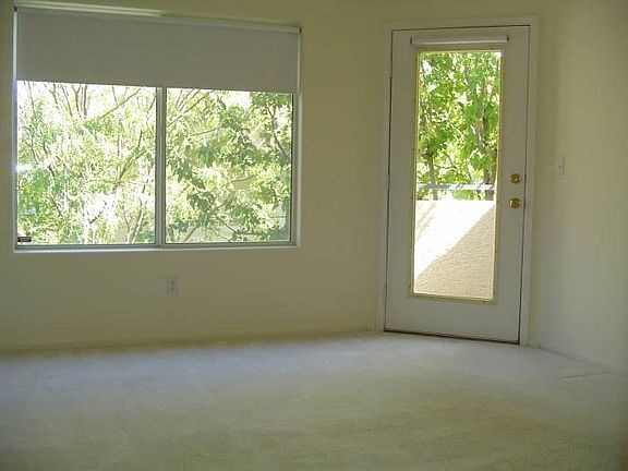 3rd image of 3041 Casey Dr Unit 103