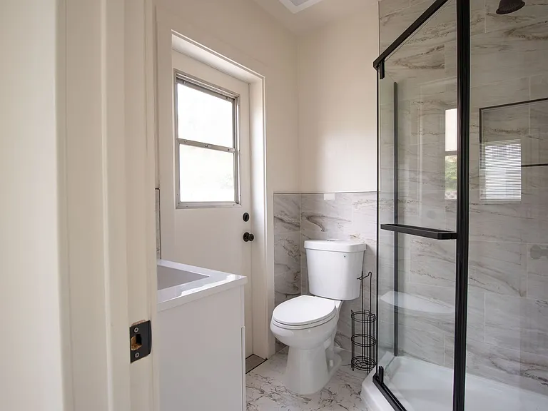 6352 Holabird St — Photo 14