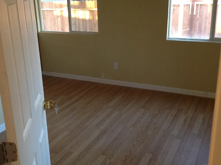 16405 Valencia Ave #101 — Photo 9