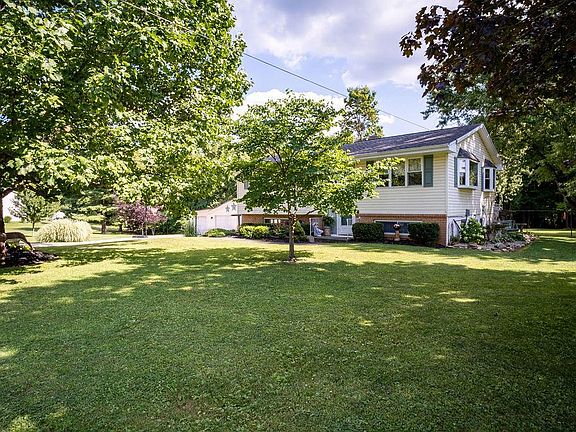 5th image of 427 Elmcrest Dr