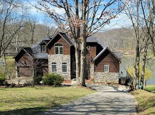 102 Puffin Ct, Georgetown, KY 40324