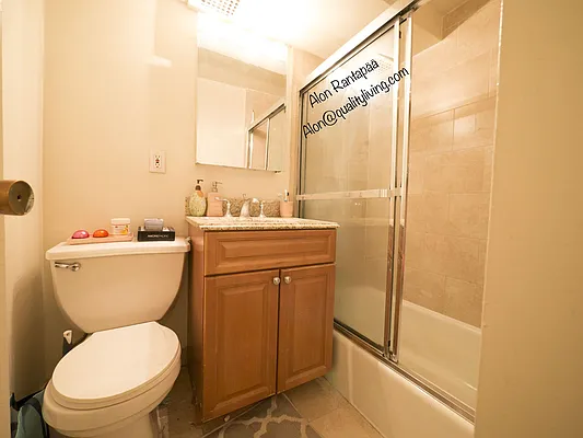 Rented by (Legacy) NY Quality Living Uptown | media 14