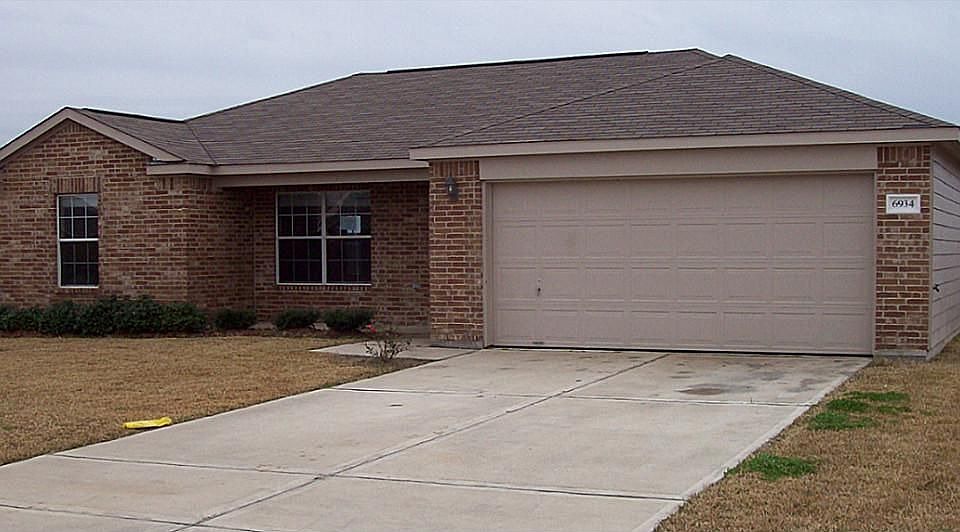 1st image of 6934 Garnet Trail Ln