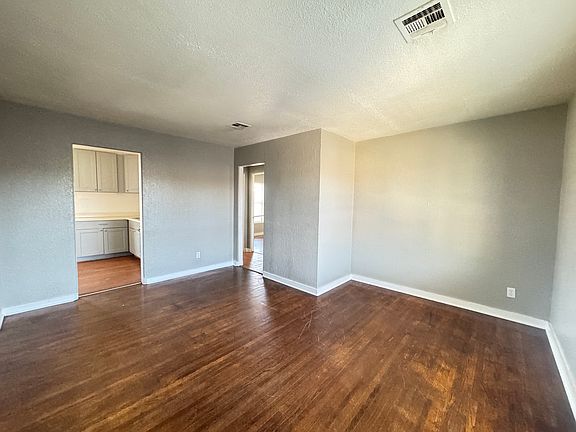 2nd image of 2030 NW 25th St APT 4