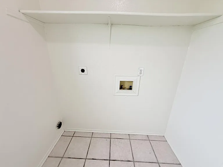 1210 Industrial Blvd #C — Photo 7