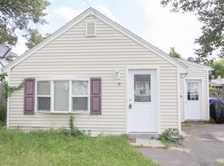 75 Hood St, Springfield, MA 01109