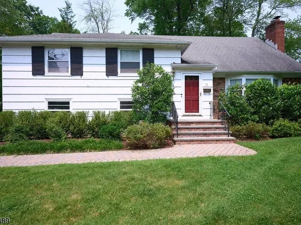 16 Byron Pl, Livingston Twp., NJ 07039