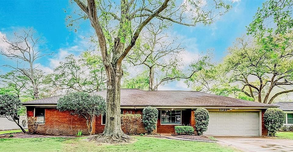 1st image of 1721 Hollister Dr