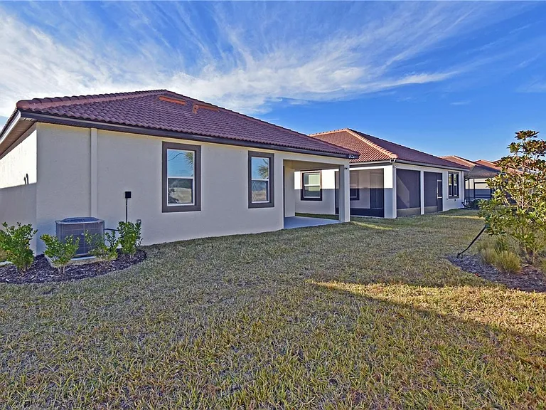 17304 Banded Gold Ln — Photo 5