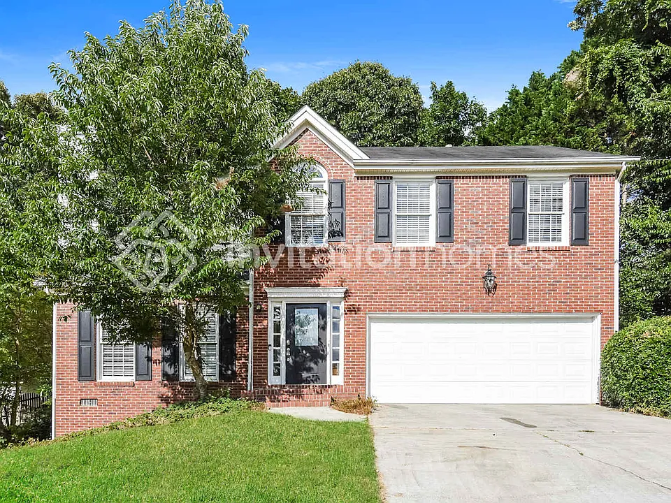 5690 Sugar Crossing Dr