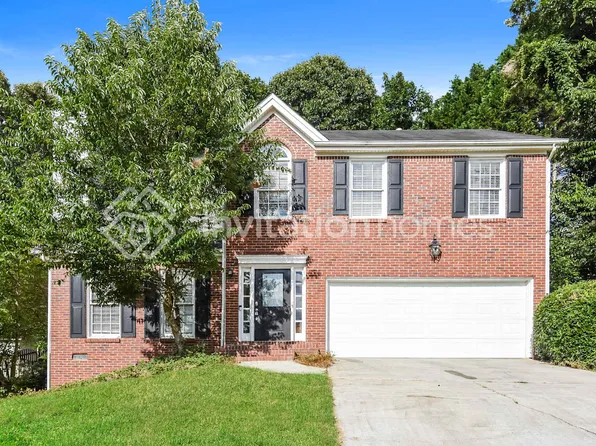 5690 Sugar Crossing Dr, Sugar Hill, GA 30518