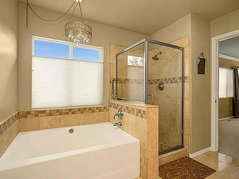 24011 SE 11th Pl — Photo 16