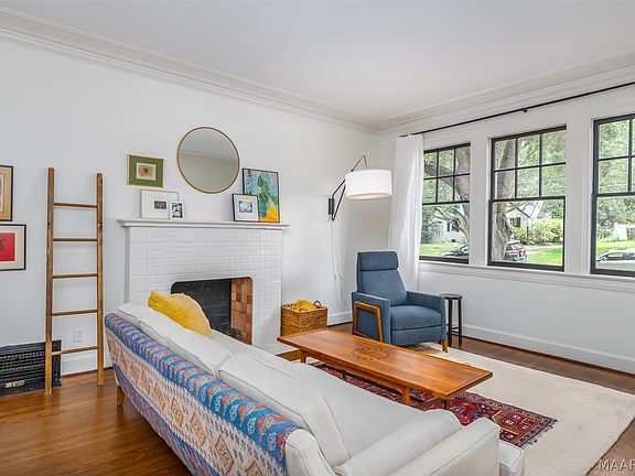 5th image of 3339 Lexington Rd