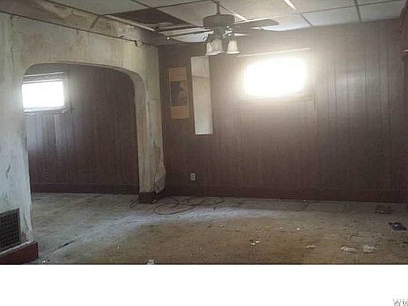 4th image of 1187 Kensington Ave