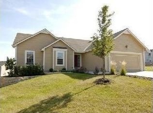1105 NW 57th Trl, Kansas City, MO 64118