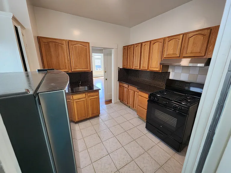 1920 Pine St #7 — Photo 10
