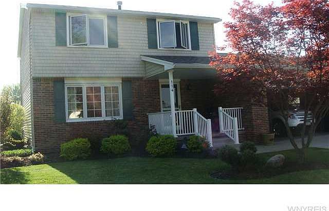 1st image of 114 Valley Dr