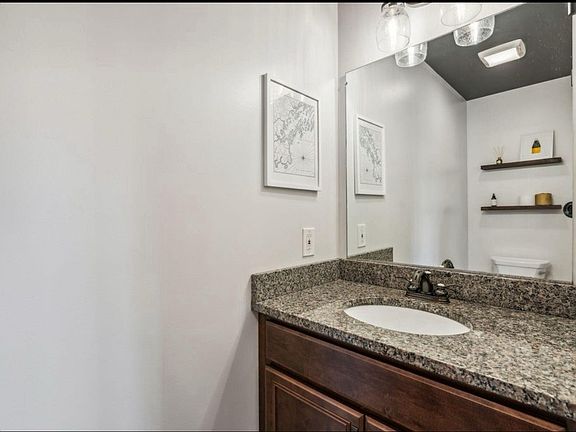 5th image of 54-56 Jacqueline Way