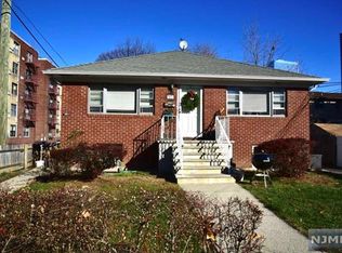 259 Hoym St #B, Fort Lee, NJ 07024