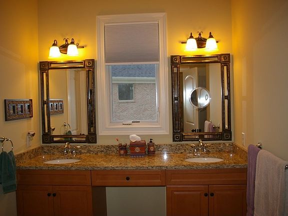 2nd image of 9283 Geromes Way