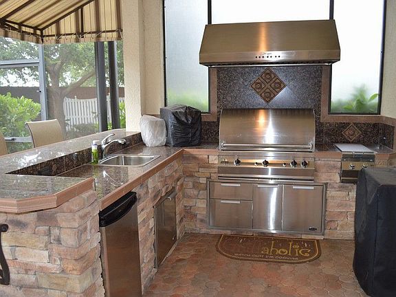 5th image of 13114 Lakeshore Grove Dr