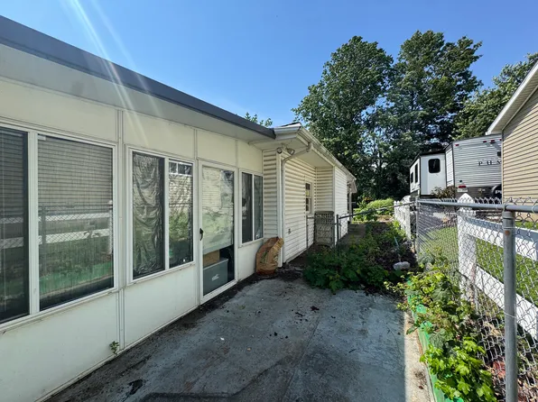1008 W Jay St, Vandalia, IL 62471