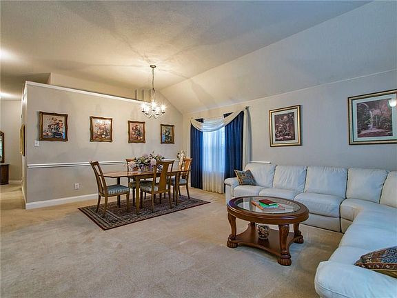 5th image of 12221 Hedge Apple Ct