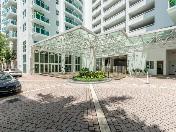 41 SE 5th St, Miami, FL