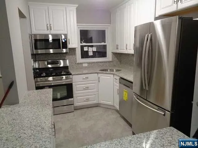 2 bed, 1536 sqft, $2,950 — Photo 4