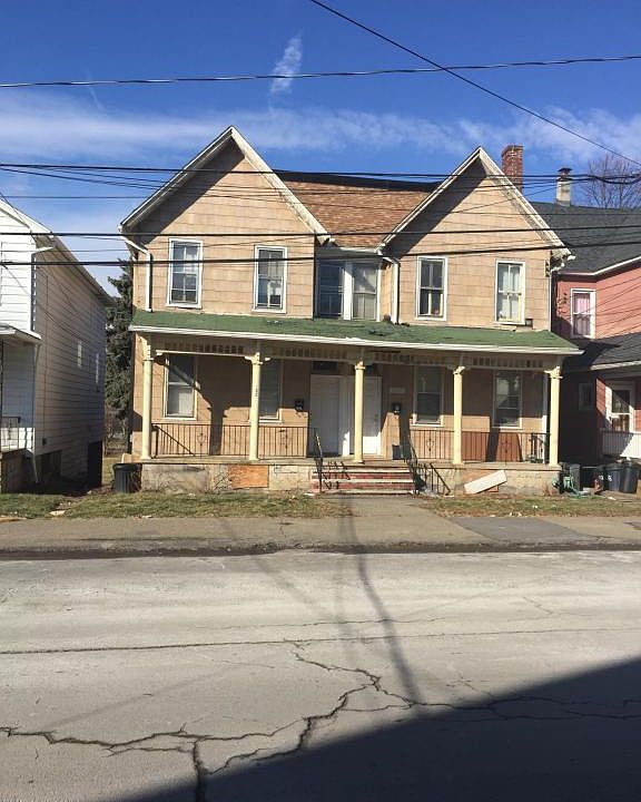 1st image of 130 S 132 Rebecca Ave