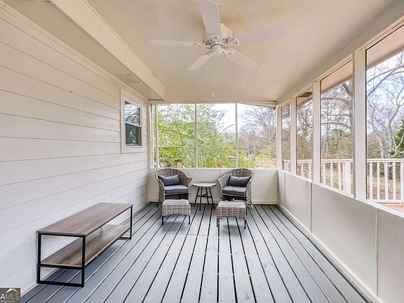 4th image of 1426 Raintree Dr