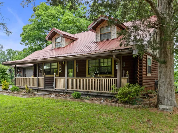 946 E Lakeshore Dr, Burnside, KY 42519