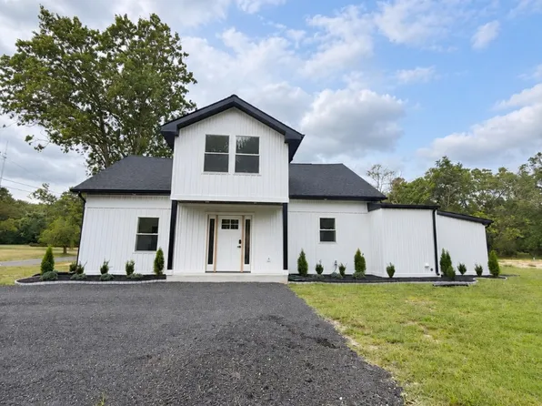 1301 3rd Ter, Egg Harbor City, NJ 08215