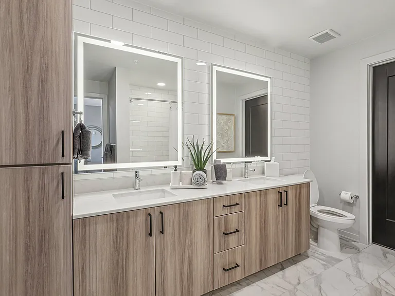 Deco Bathroom