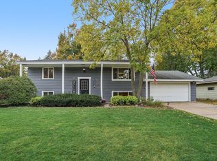 5230 Lincoln St NE, Fridley, MN 55421