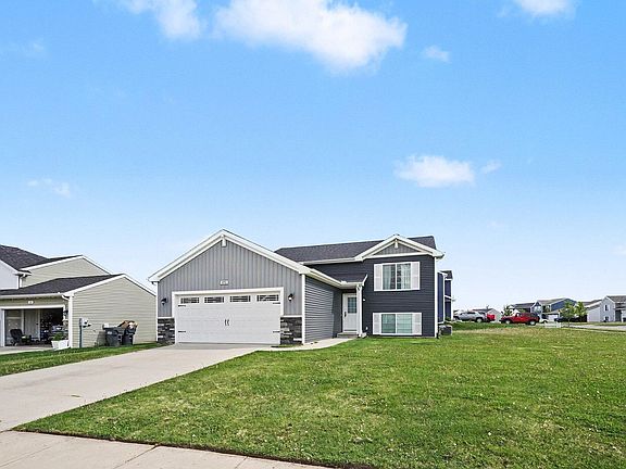 3rd image of 1193 Cooley Mill Ln