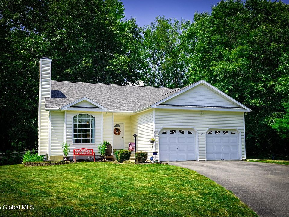 27 Suffolk Lane, Gansevoort, NY 12831 Zillow