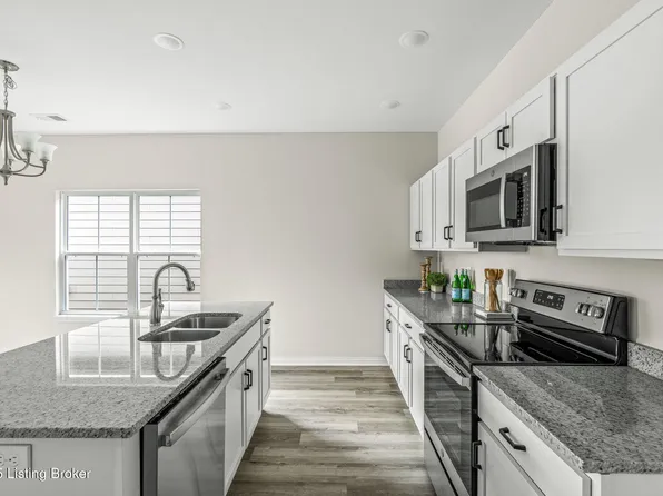 812 Rosemary Ln, La Grange, KY 40031