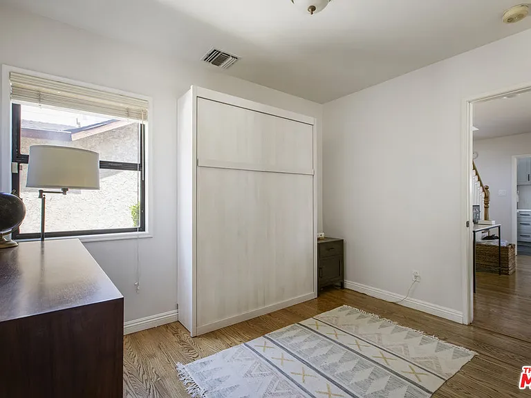 1132 N Reese Pl — Photo 31