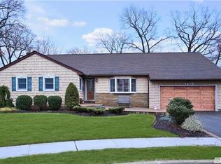 1478 Taft Ct, East Meadow, NY 11554