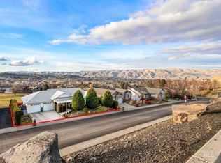 3958 Foothill Dr, Lewiston, ID 83501