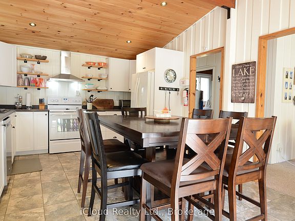 5th image of 20 Roberval Cir