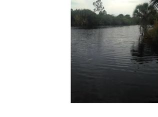 2010 NE 42nd Ter, Cape Coral, FL 33909