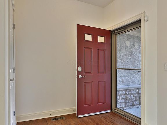 3rd image of 1021 Starlight Ln