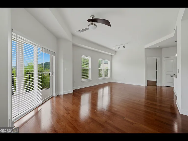 200 River Vista Dr #703 — Photo 6